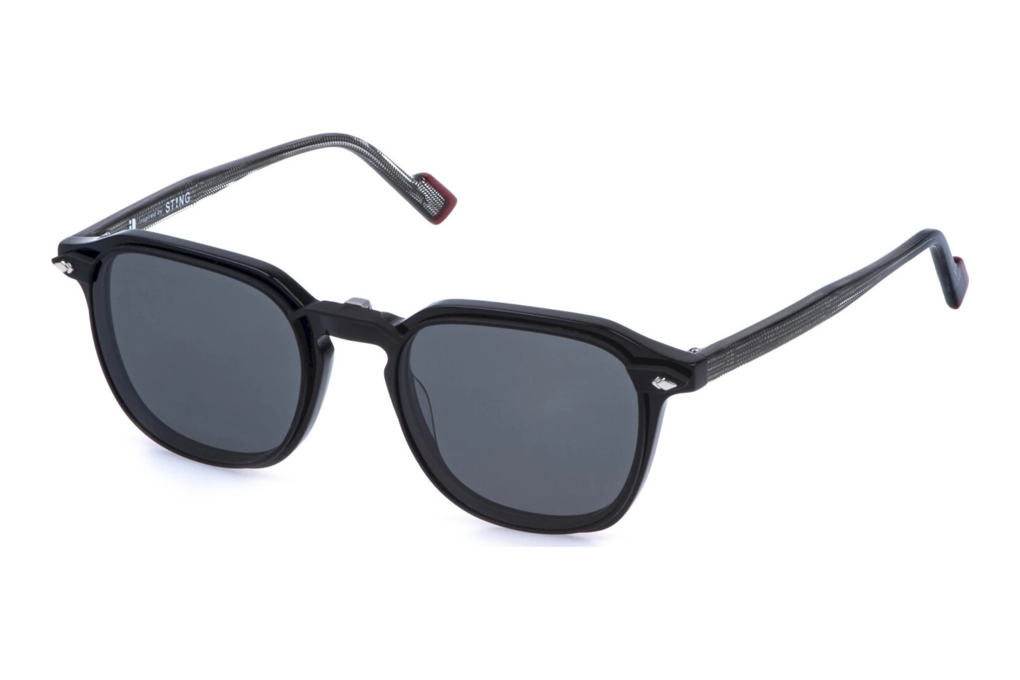 Sting   UST589 700P SHINY BLACK