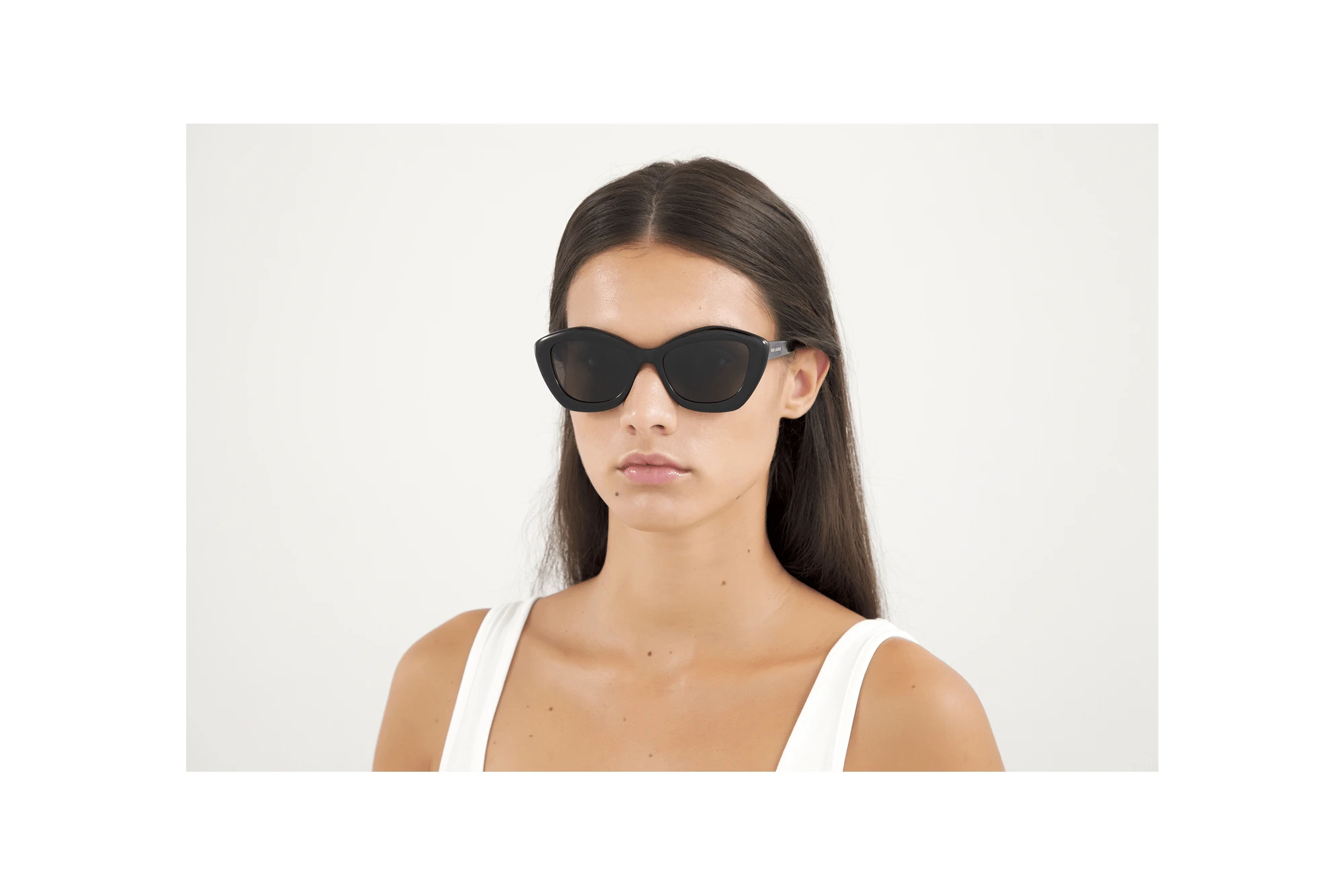 Vooraanzicht Saint Laurent SL 68 (001)