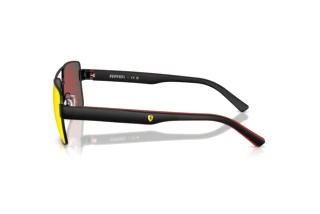 Zijaanzicht Ferrari Scuderia FZ5005 (101/6Q)