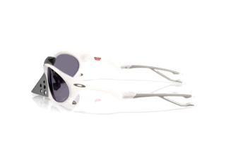 Zijaanzicht Oakley PLANTARIS (OO9437 - 943706)