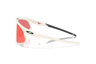 Zijaanzicht Oakley RSLV 141 (OO9524D - 952405)