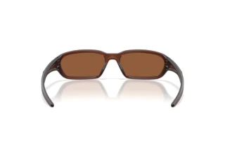 Achteraanzicht Oakley TERRAFORMA (OO9530 - 953006)
